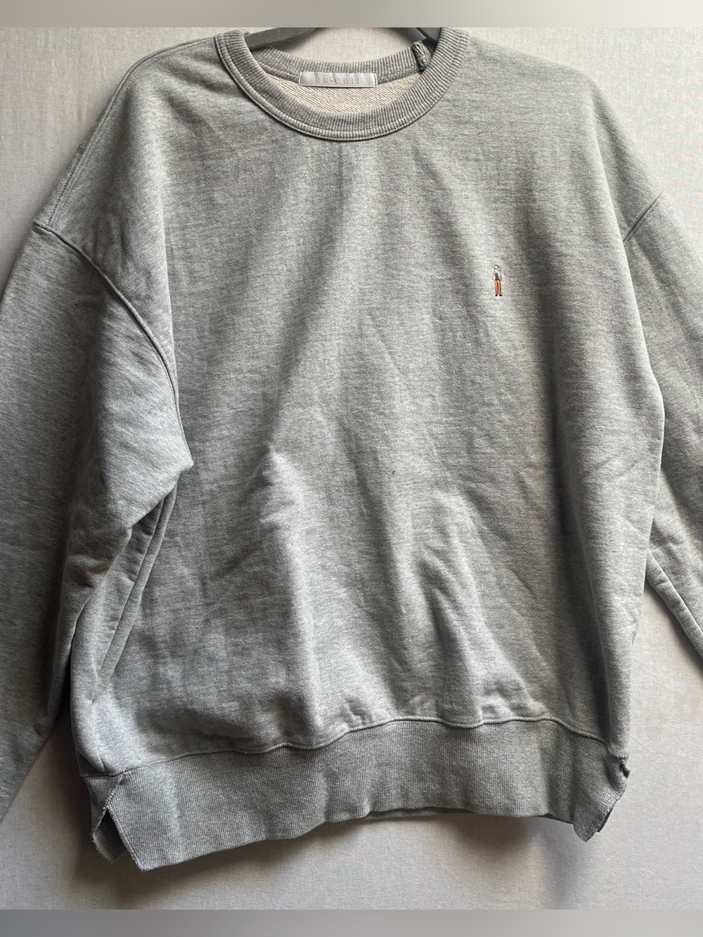 Un-coil Men’s Minimalist Embroidered Logo Gray Crewneck Sweatshirt M - 23.5 ptp